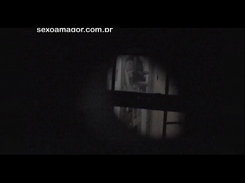 ❤️ Si Blondie sekretong nakuhaan og video sa usa ka voyeur sa kasilinganan nga gitago sa luyo sa mga haw-ang nga tisa ❤️❌ Porno fb sa amon ﹏
